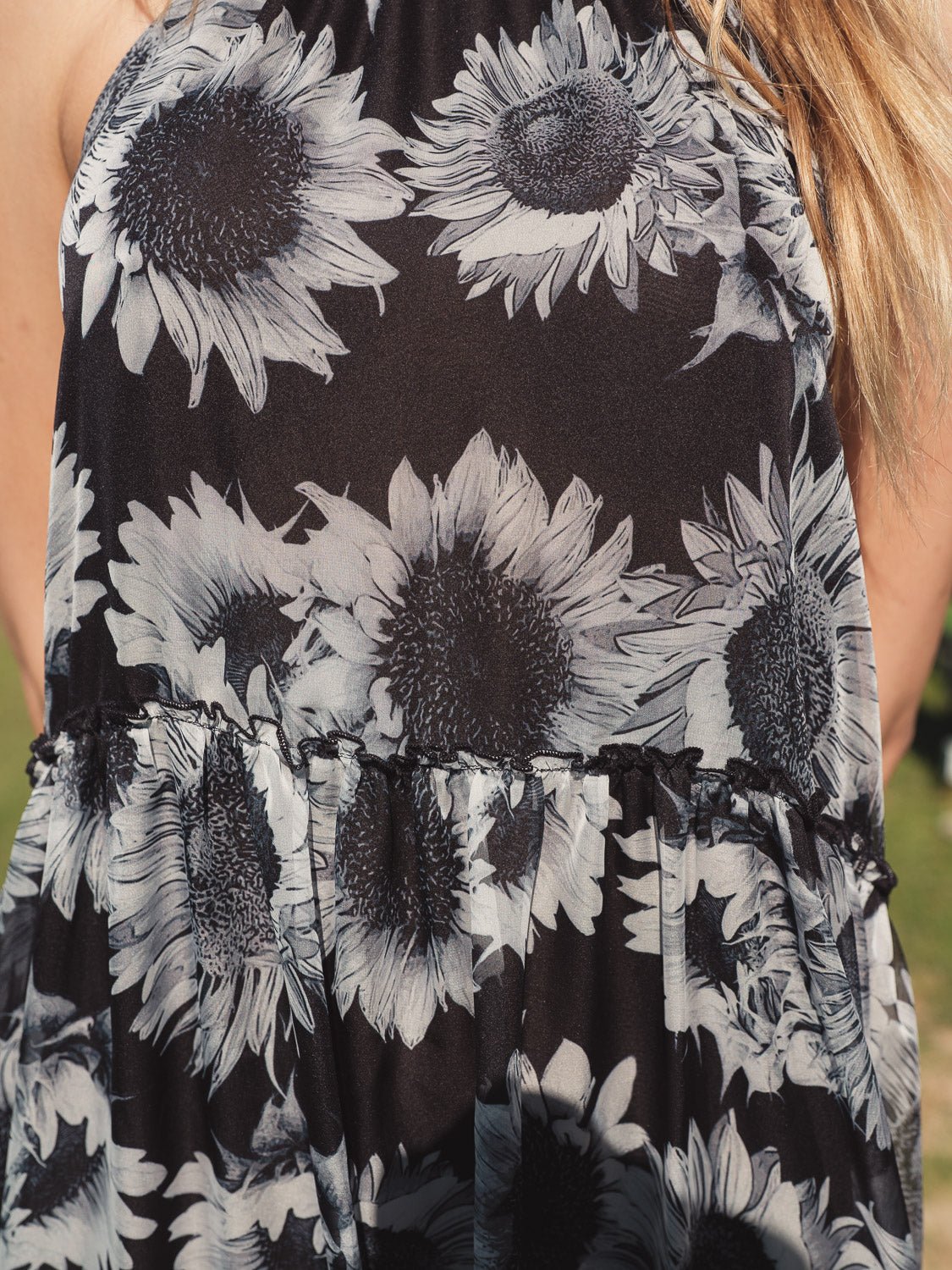 Ayla Black & White Sunflower - Chiffon - eywasouls