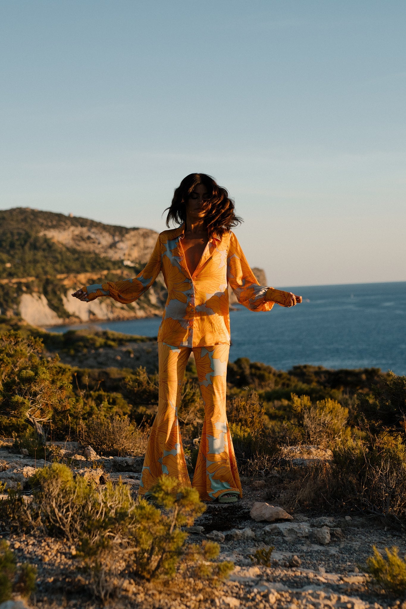 GISELLE LINT OUTLINE FLARED PANTS - eywasouls